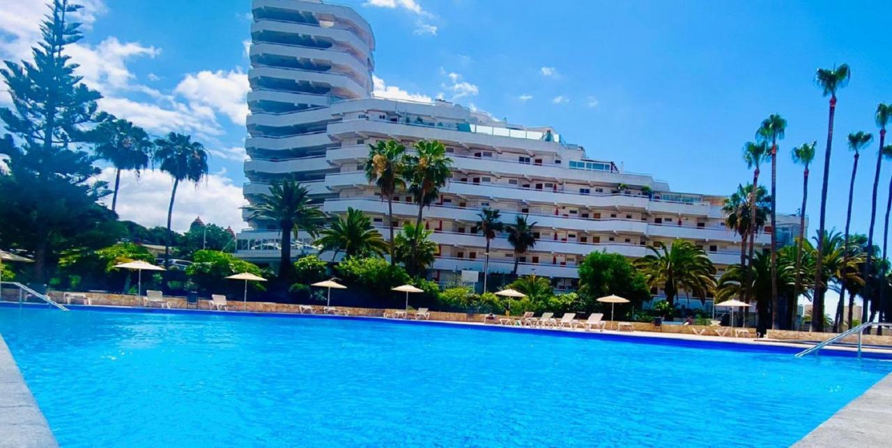 Beach And Pool In Playa De Las Americas Lägenhet Exteriör bild