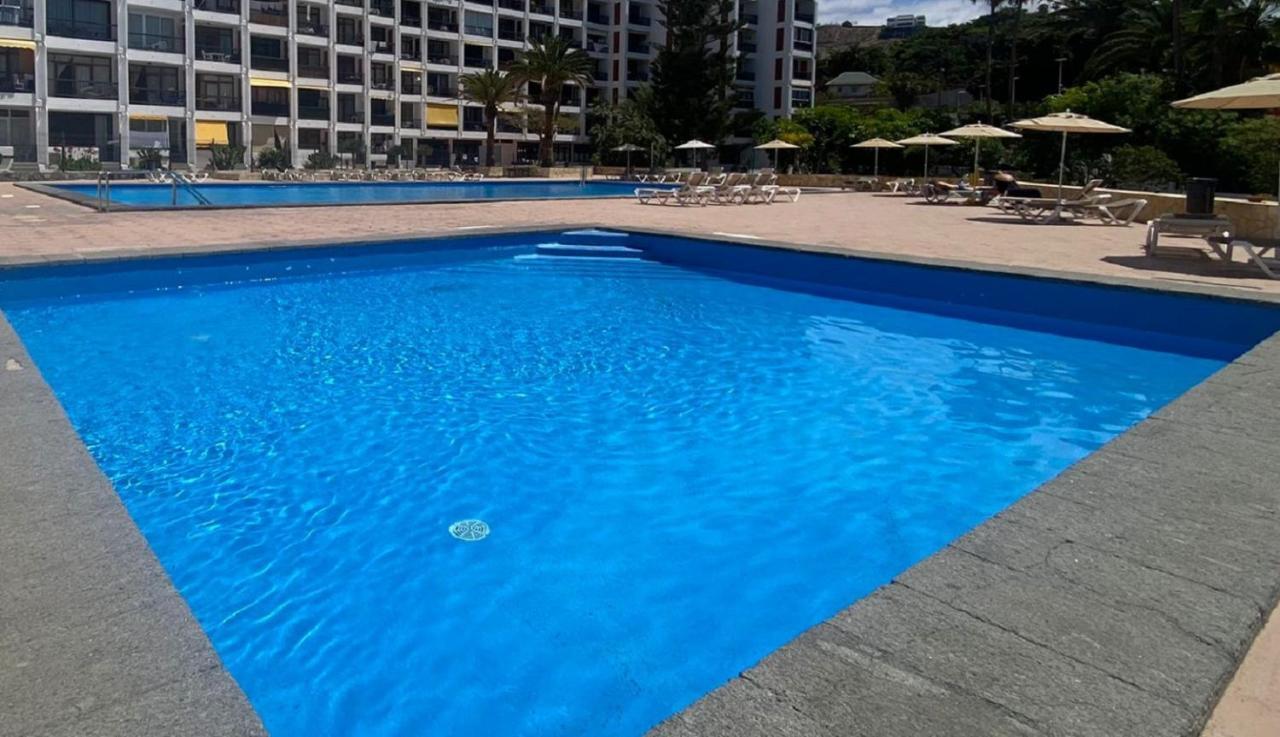 Beach And Pool In Playa De Las Americas Lägenhet Exteriör bild